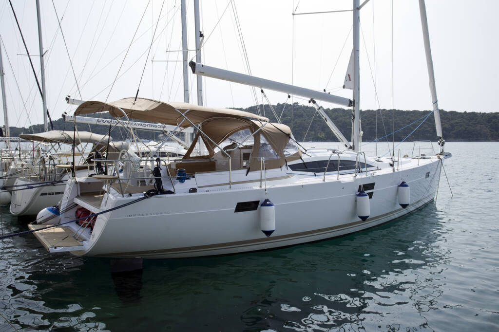 Sailing yacht Elan Impression 50 Vuschi
