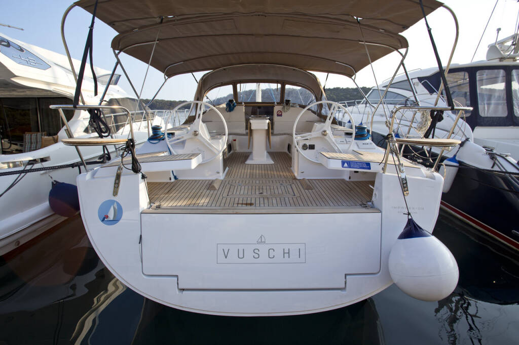 Sailing yacht Elan Impression 50 Vuschi