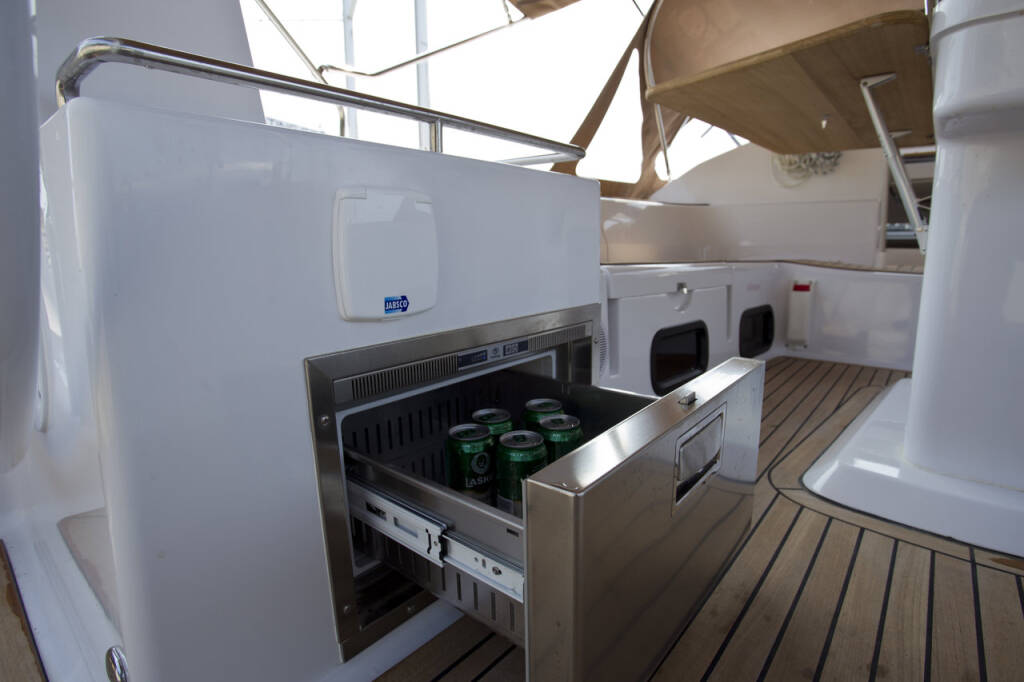 Sailing yacht Elan Impression 50 Vuschi