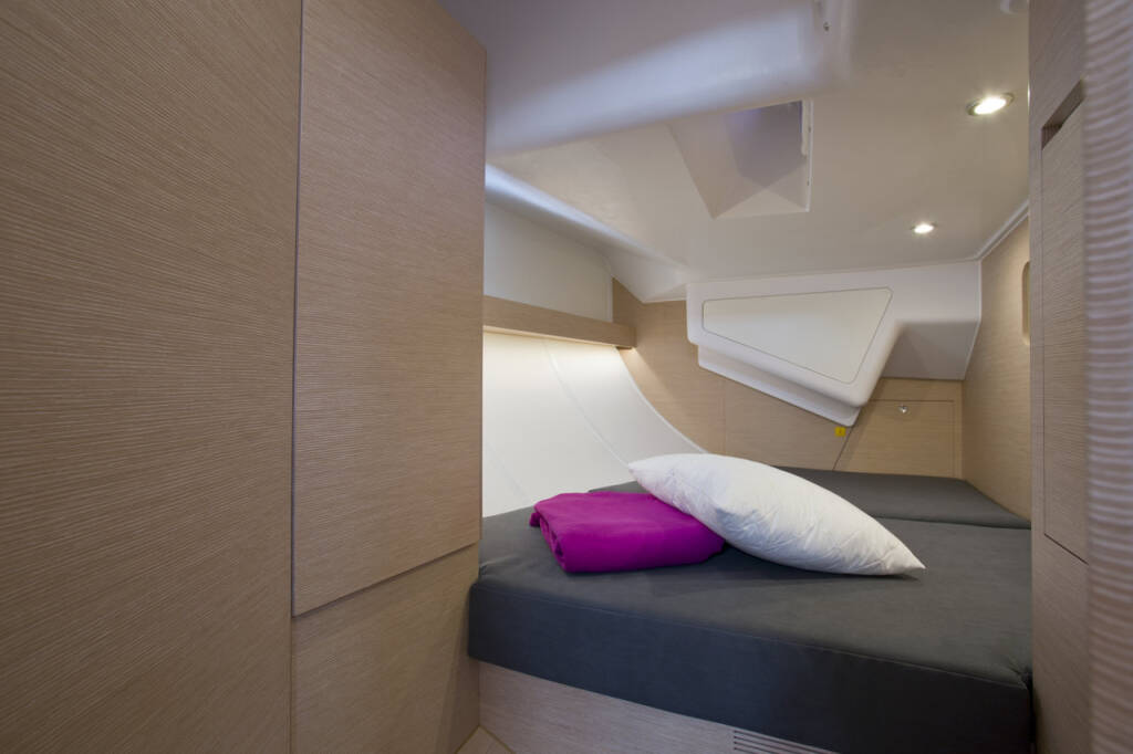 Sailing yacht Elan Impression 50 Vuschi