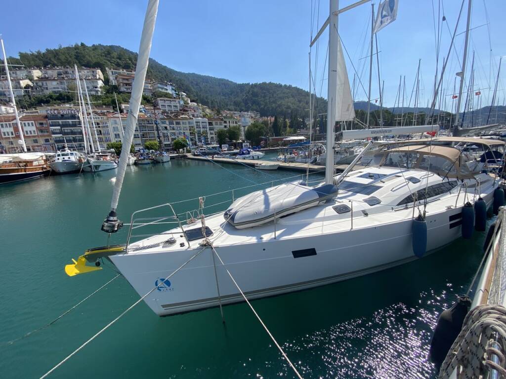 Sailing yacht Elan Impression 50 Epoch