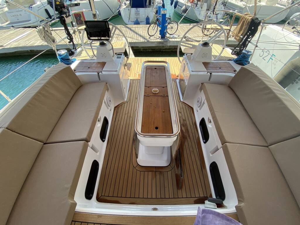 Sailing yacht Elan Impression 50 Epoch