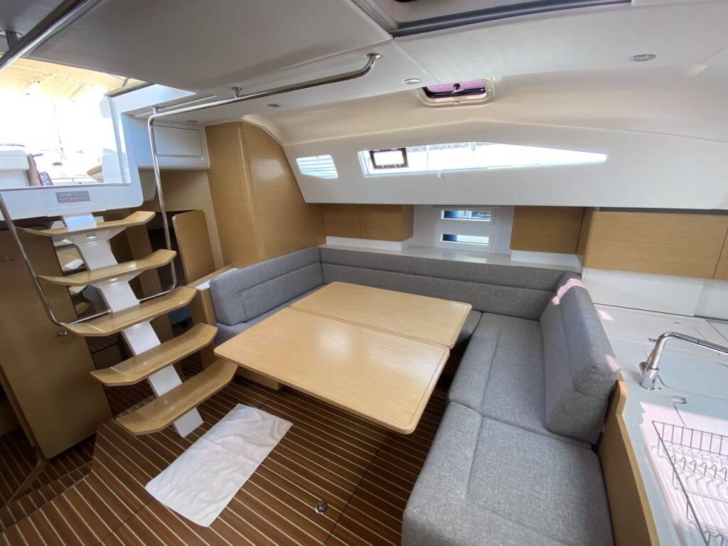 Sailing yacht Elan Impression 50 Epoch