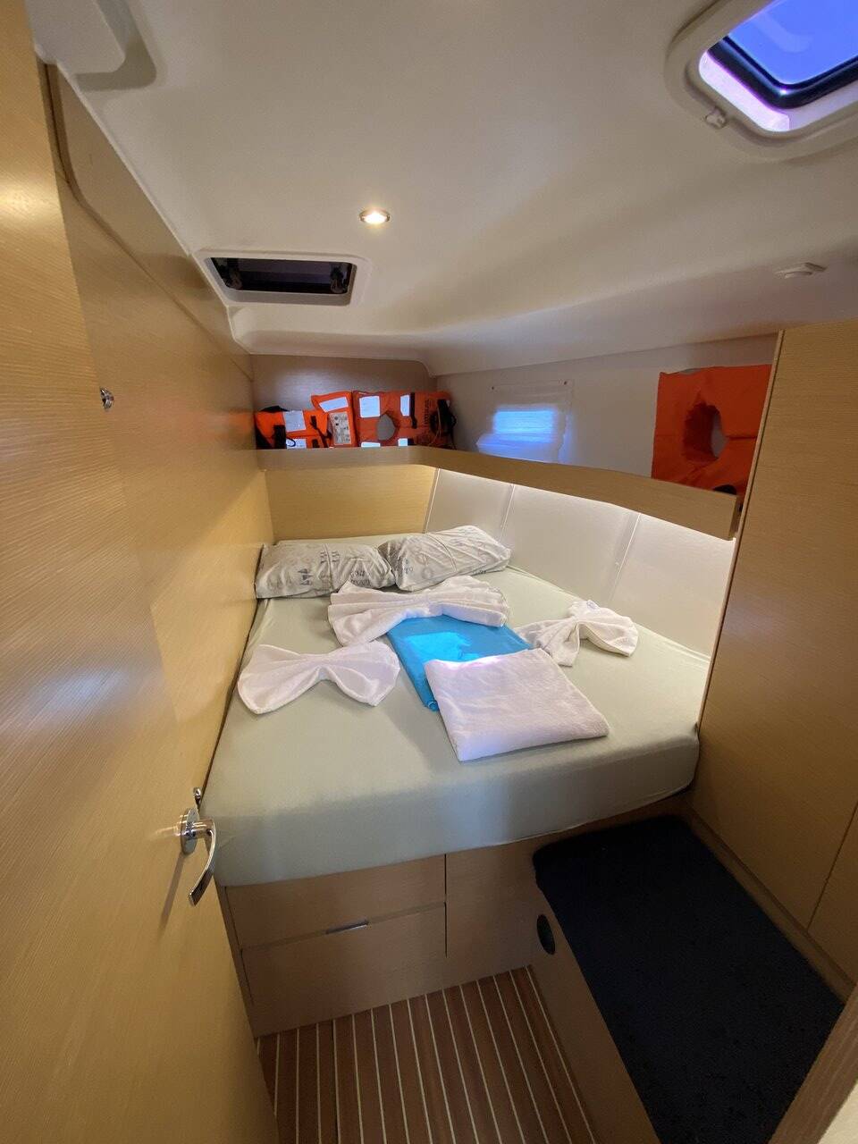 Sailing yacht Elan Impression 50 Epoch