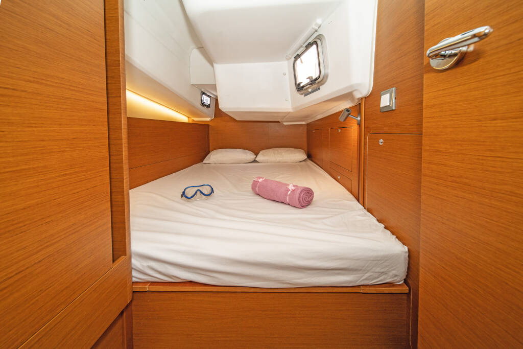 Catamaran Excess 11 Aiolos