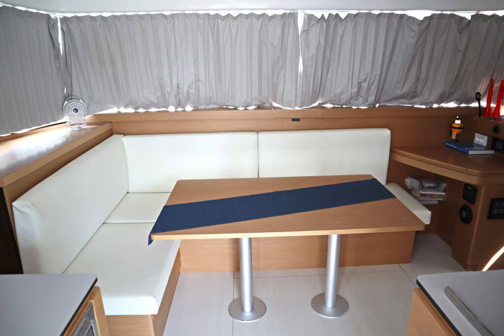 Katamaran Excess 11 Starfish