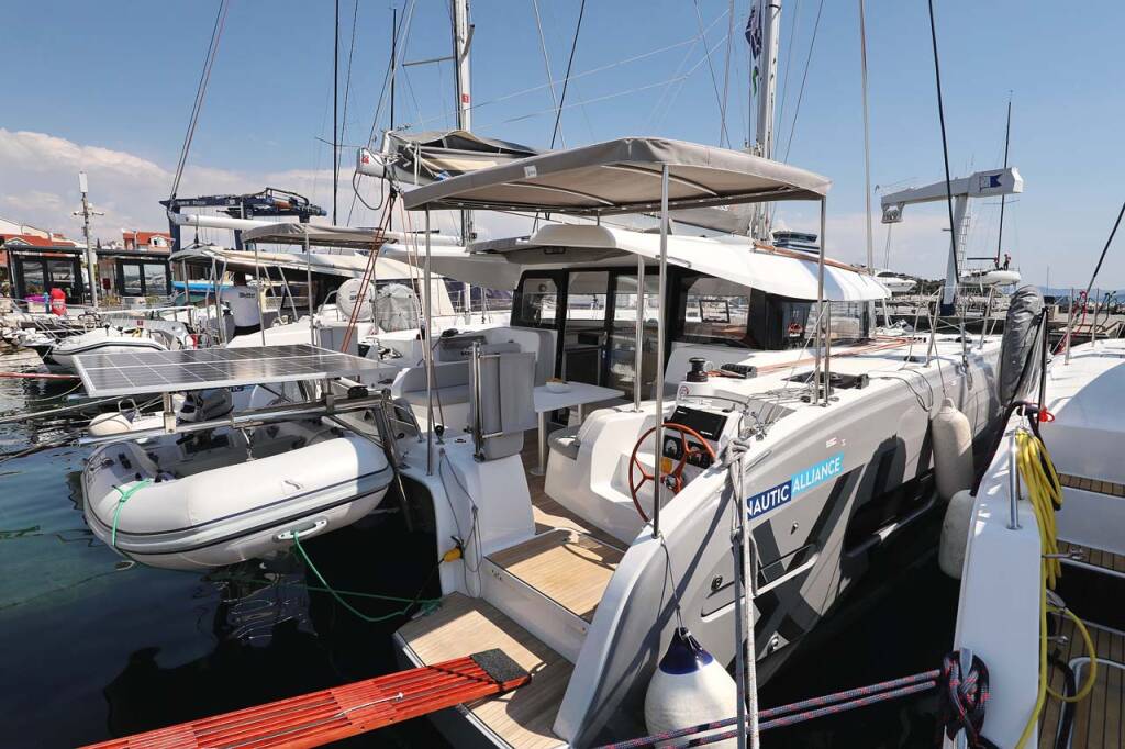 Katamaran Excess 11 Octavia