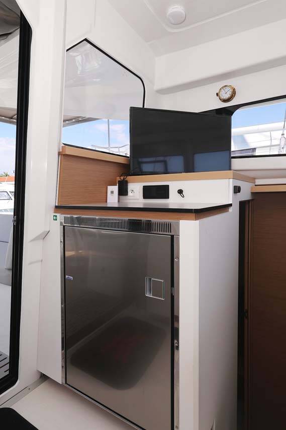 Katamaran Excess 11 Octavia