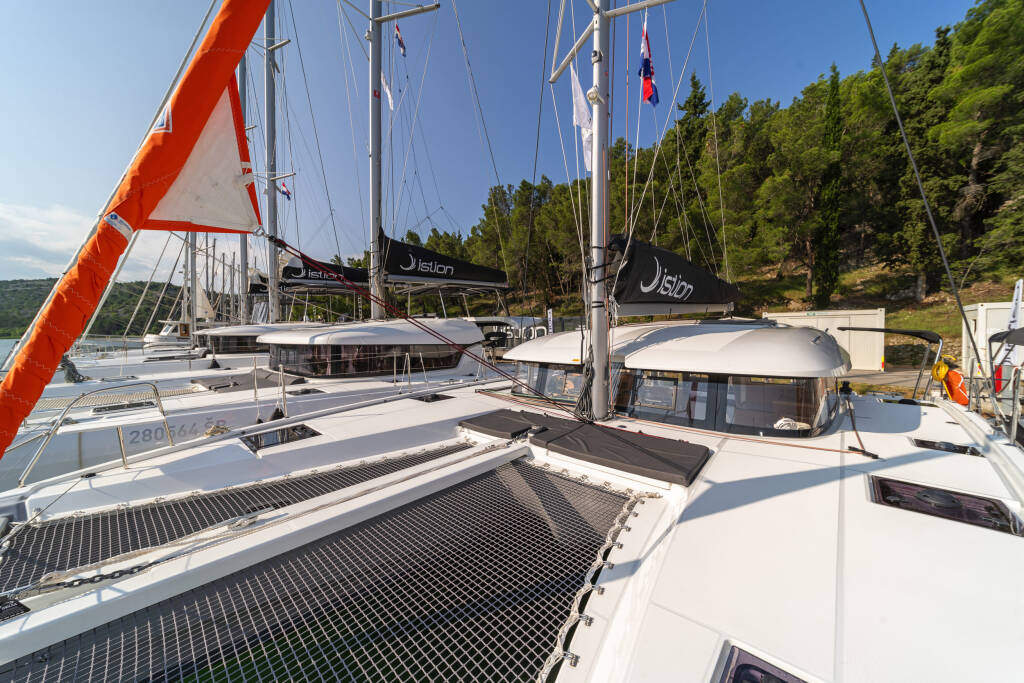 Katamaran Excess 11 First Sight