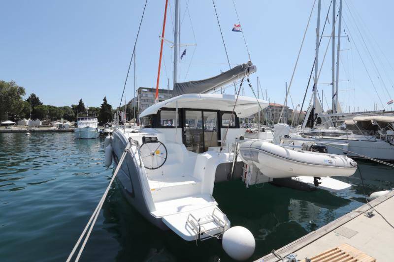 Catamaran Excess 11 Gold Kiss
