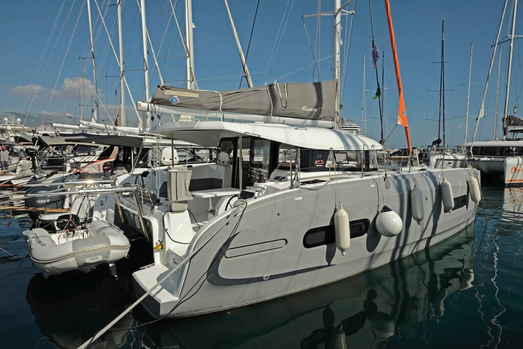 Catamaran Excess 11 Bronze Kiss