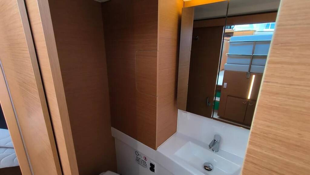 Catamaran Excess 11 Ginger Fizz V