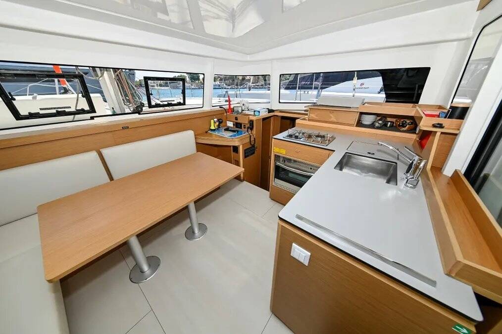 Katamaran Excess 11 Island Blue V