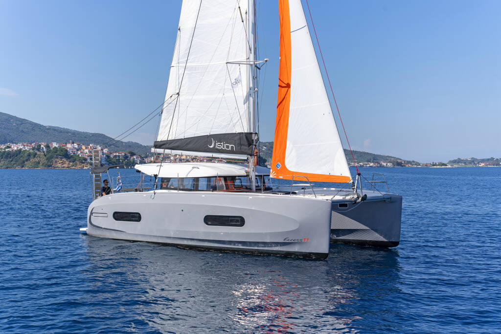 Catamaran Excess 11 Luna