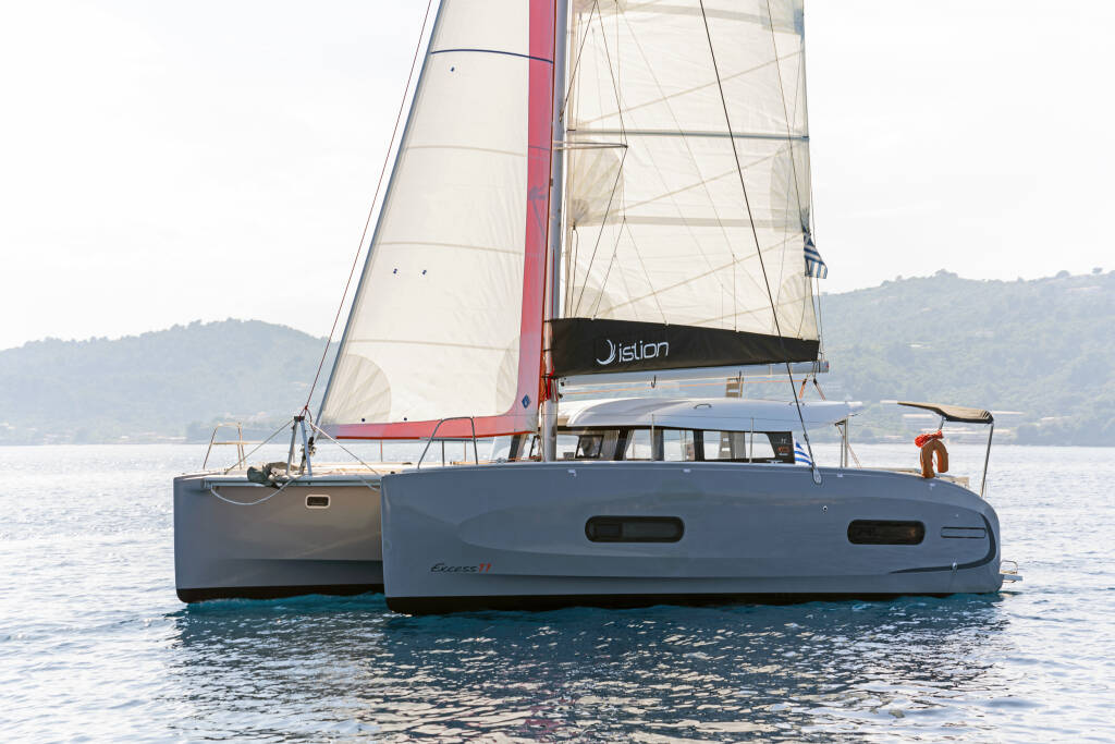 Catamaran Excess 11 Luna