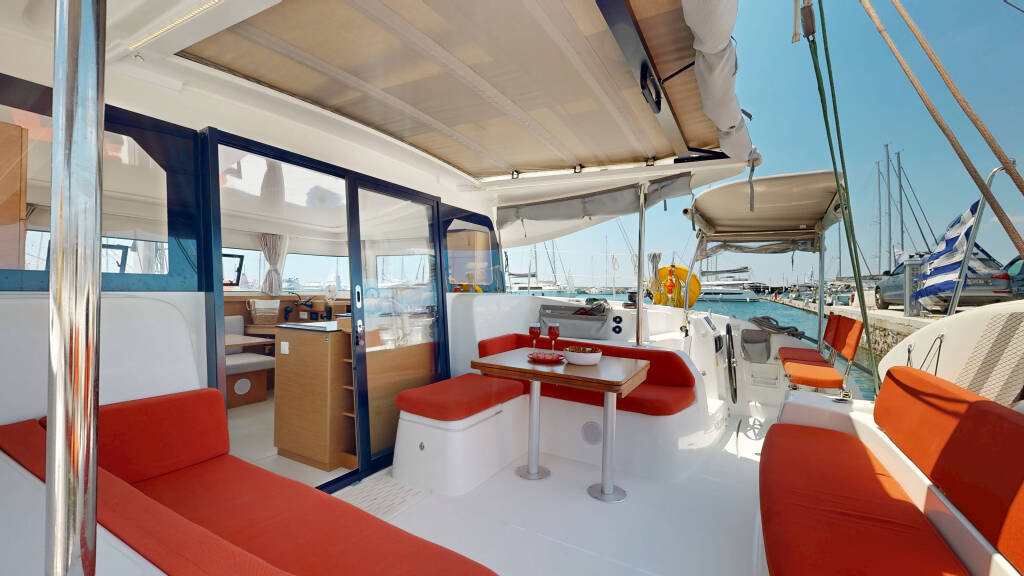 Catamaran Excess 11 Alia