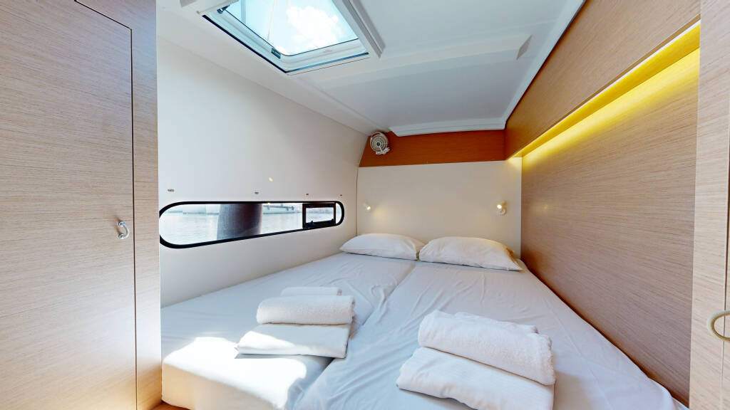 Catamaran Excess 11 Alia