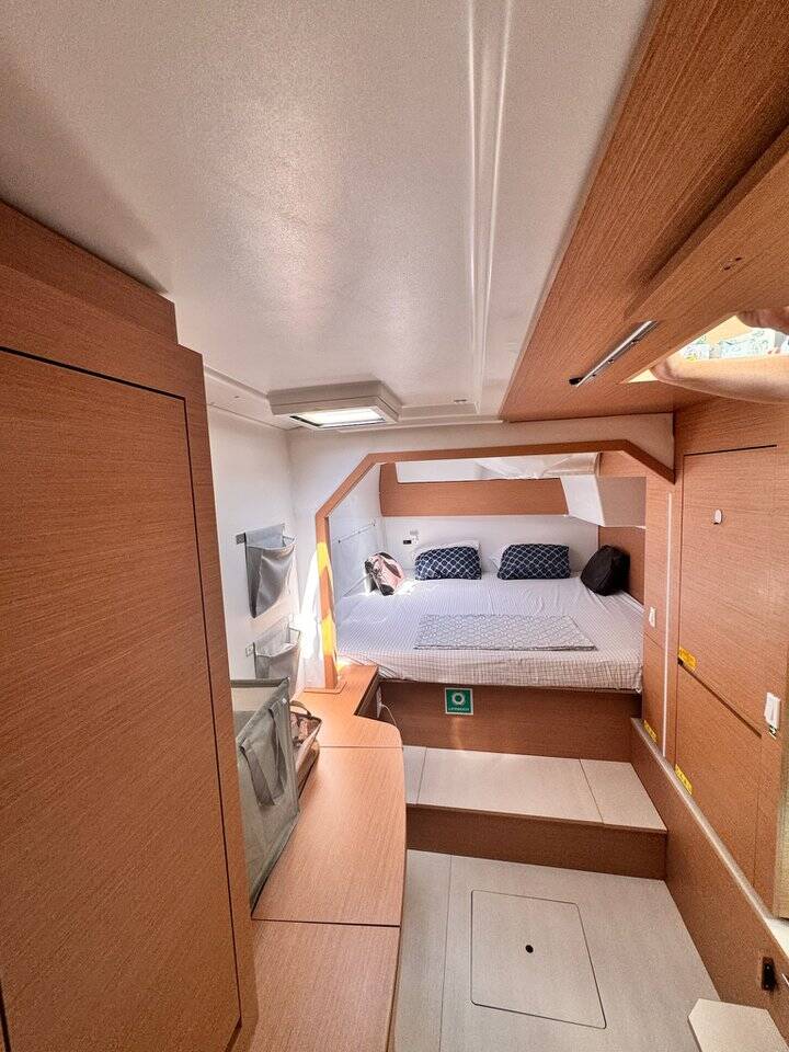 Catamaran Excess 11 Tombow