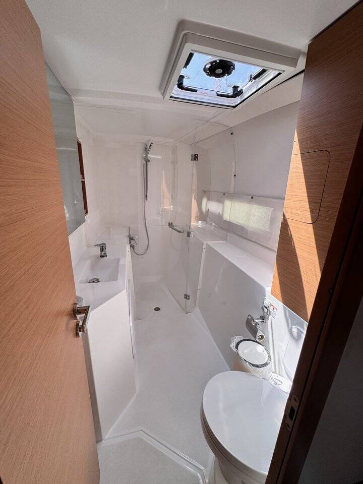 Catamaran Excess 11 Tombow