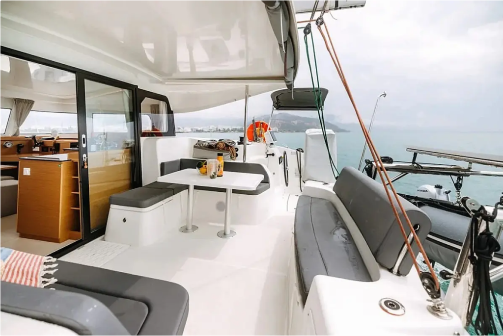 Catamaran Excess 11 Lydia