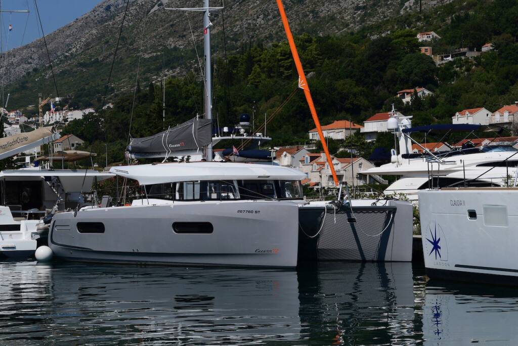 Catamaran Excess 12 Silver Kiss