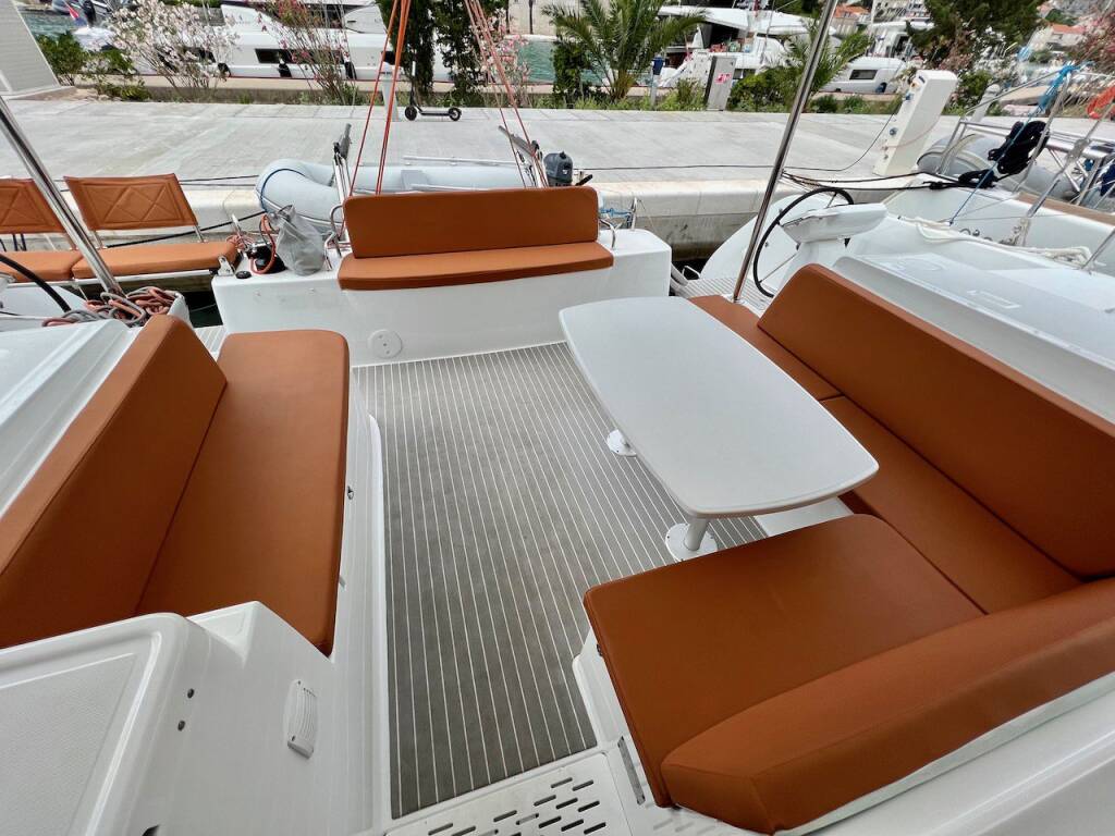 Catamaran Excess 12 Silver Kiss