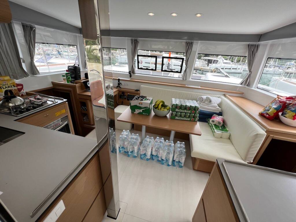 Catamaran Excess 12 Silver Kiss