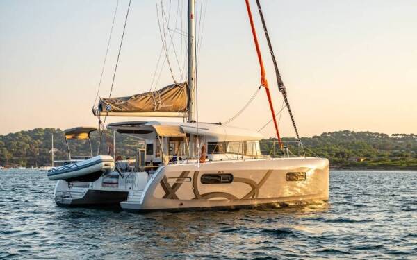 Excess 12 Aeolian Odyssey Preveza, Main Port