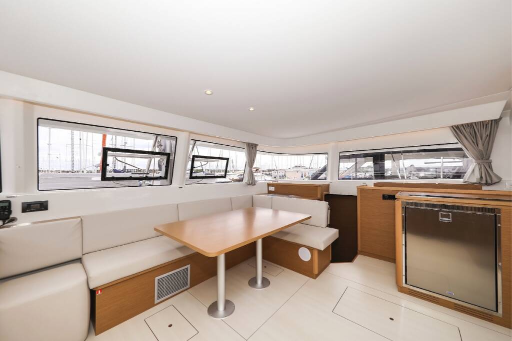 Catamaran Excess 14 Windhunter