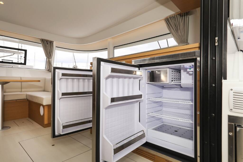 Catamaran Excess 14 Windhunter