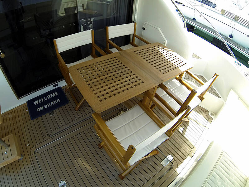 Motor yacht Fairline Phantom 50 Luna IV