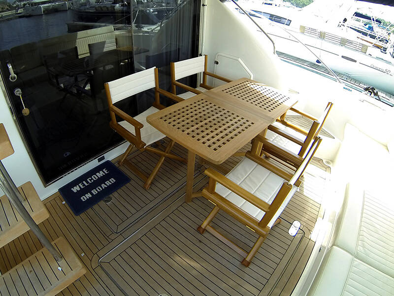 Motor yacht Fairline Phantom 50 Luna IV