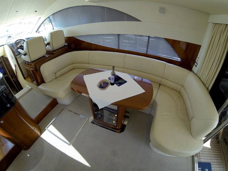 Motor yacht Fairline Phantom 50 Luna IV