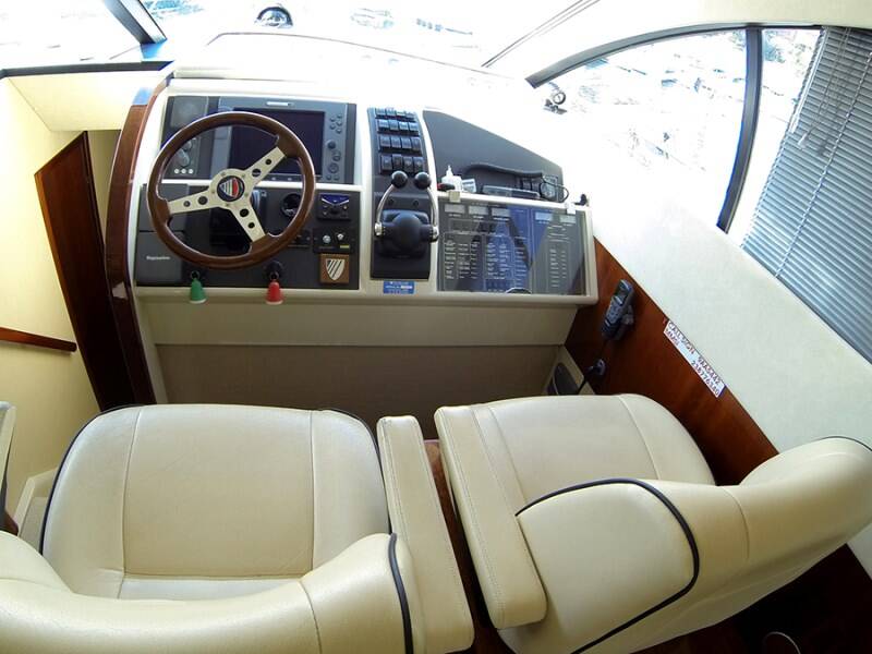 Motor yacht Fairline Phantom 50 Luna IV