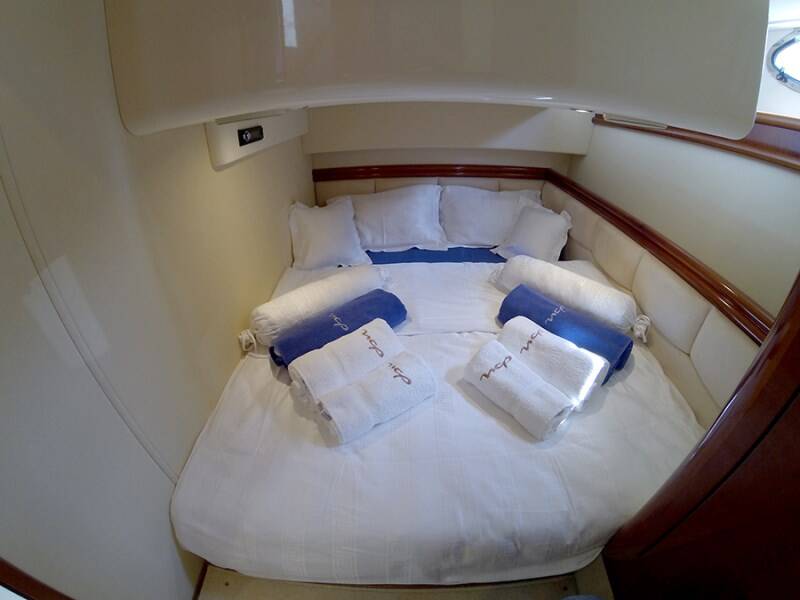 Motor yacht Fairline Phantom 50 Luna IV