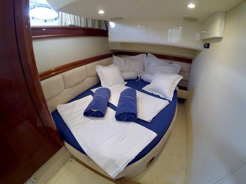Motor yacht Fairline Phantom 50 Luna IV