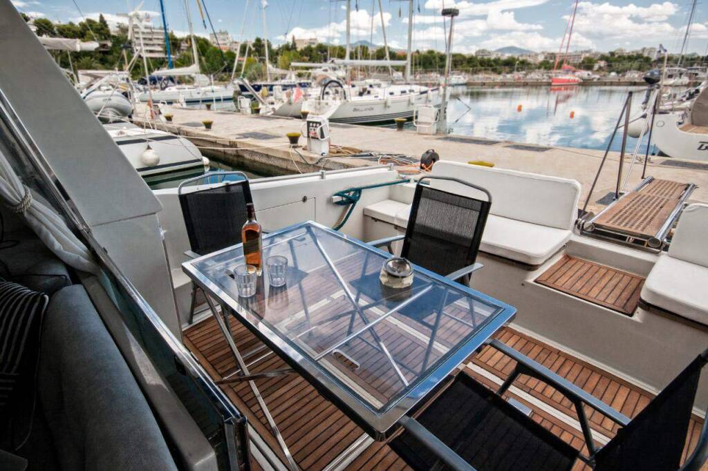 Motor yacht Ferretti 47 Vanilia