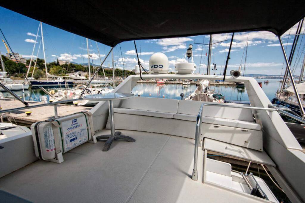 Motor yacht Ferretti 47 Vanilia