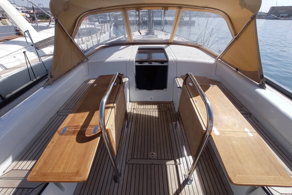 Sailing yacht First 53 Silhuette