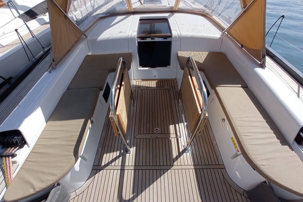 Sailing yacht First 53 Silhuette