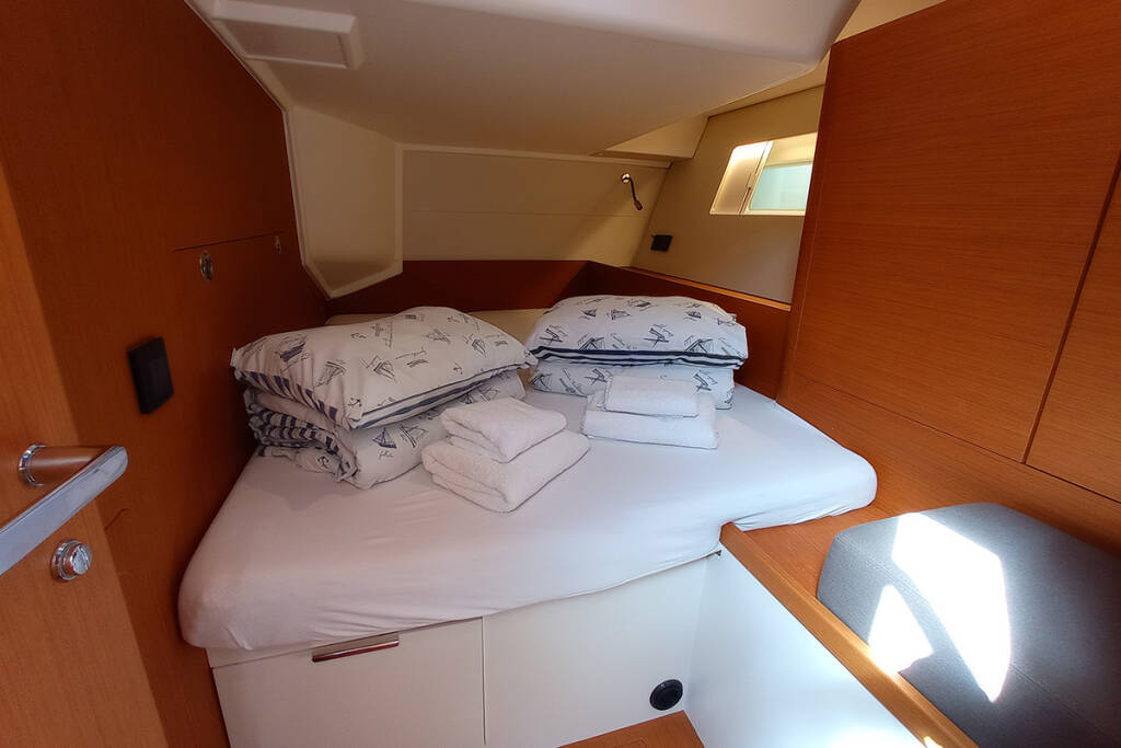 Sailing yacht First 53 Silhuette