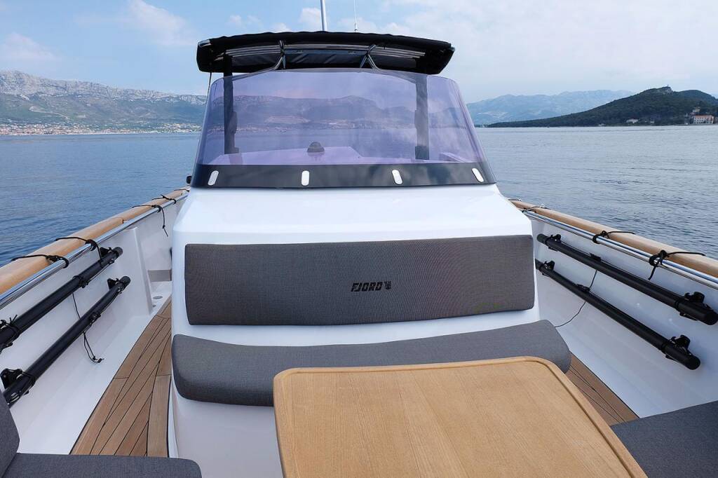 Motorboot Fjord 36 Open No Name