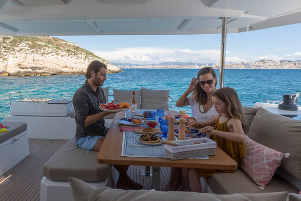 Katamaran Fountaine Pajot Astrea 42 Quatuor Rosual Mar 467/2025
