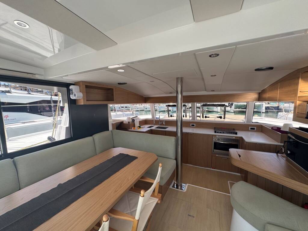 Catamaran Fountaine Pajot Astrea 42 Quatuor Rosual Mar 467/2025