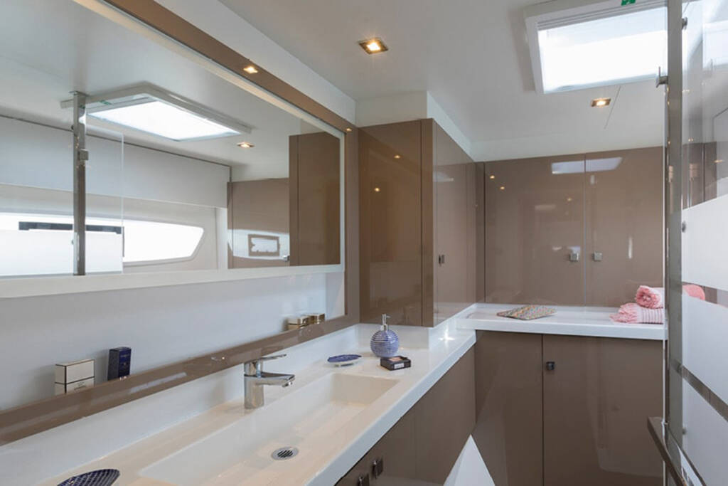 Katamaran Fountaine Pajot Astrea 42 Quatuor Rosual Mar 467/2025