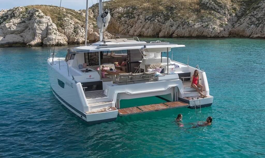 Katamaran Fountaine Pajot Astrea 42 Ion