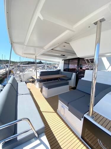 Katamaran Fountaine Pajot Astrea 42 Ion