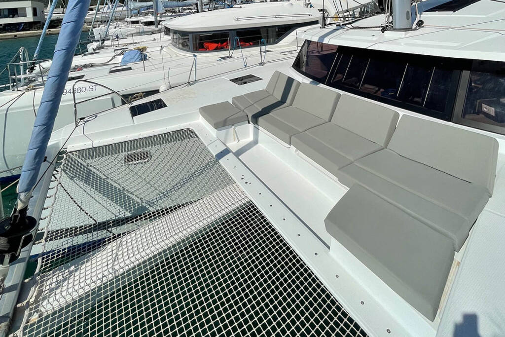 Catamaran Fountaine Pajot Astrea 42 Barramundi III