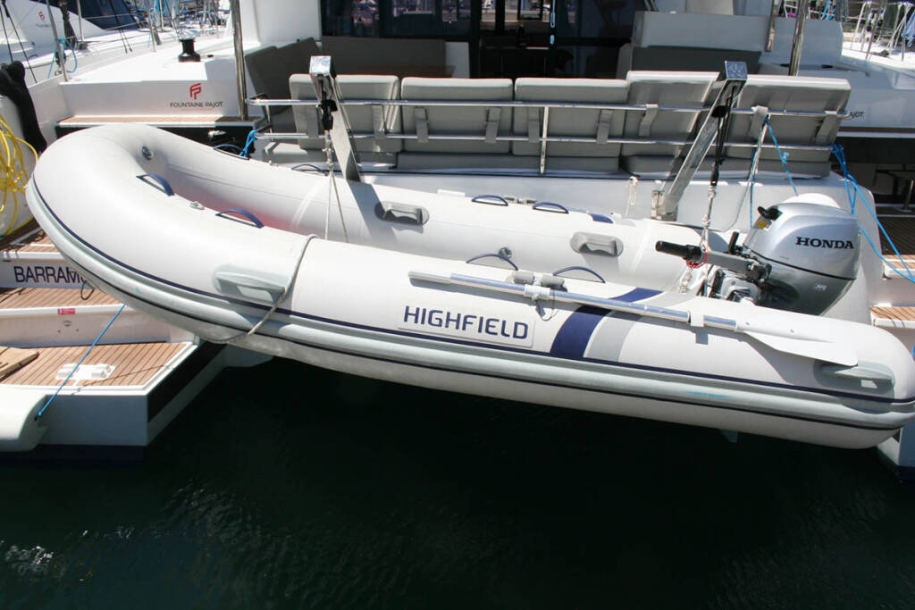 Catamaran Fountaine Pajot Astrea 42 Barramundi III