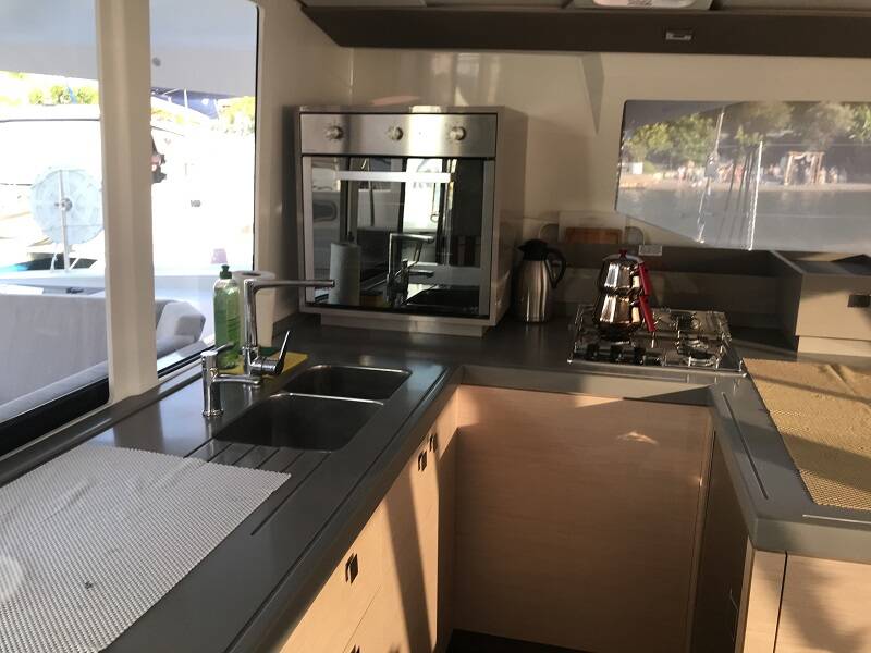 Katamaran Fountaine Pajot Astrea 42 Bonita